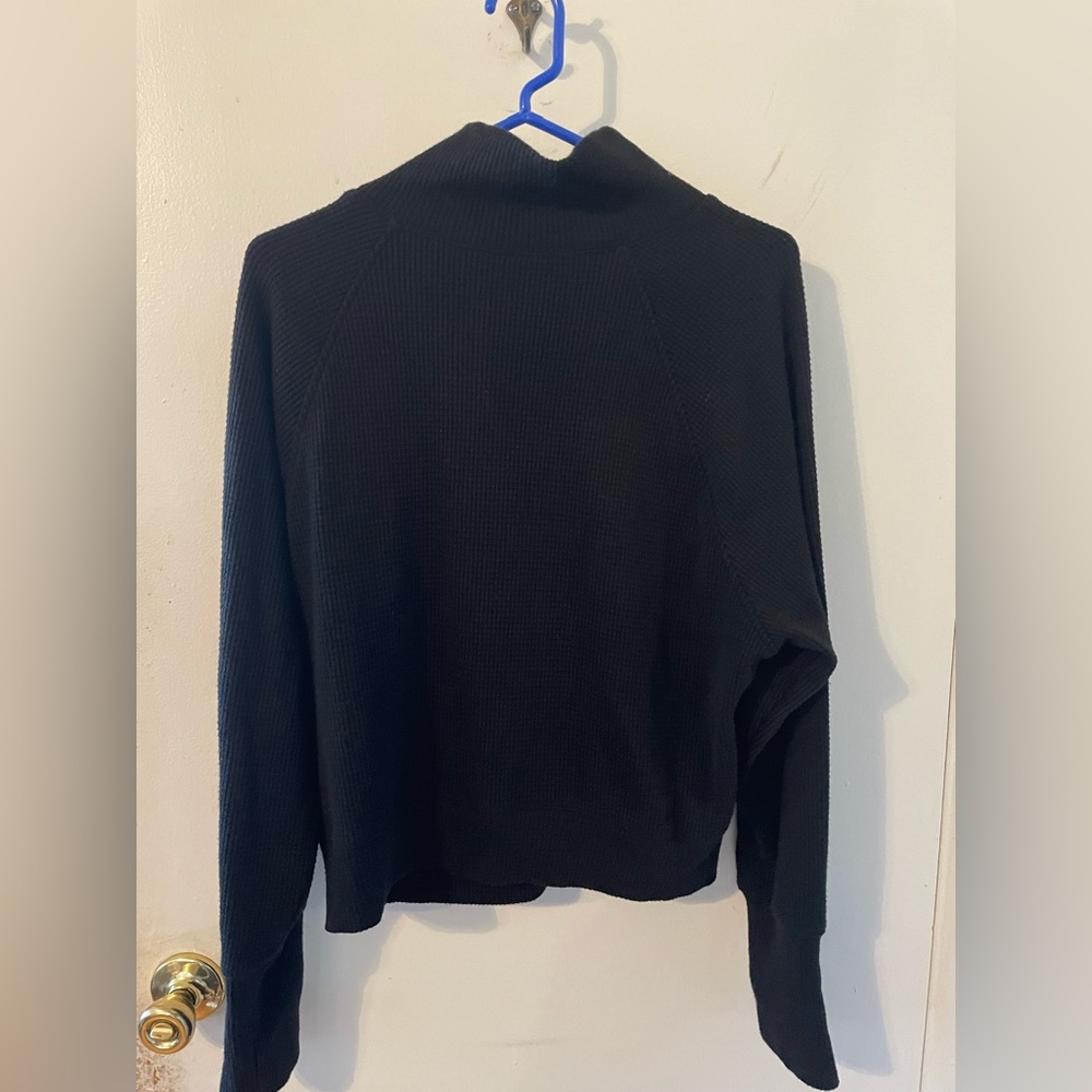 Alo Yoga Sweater